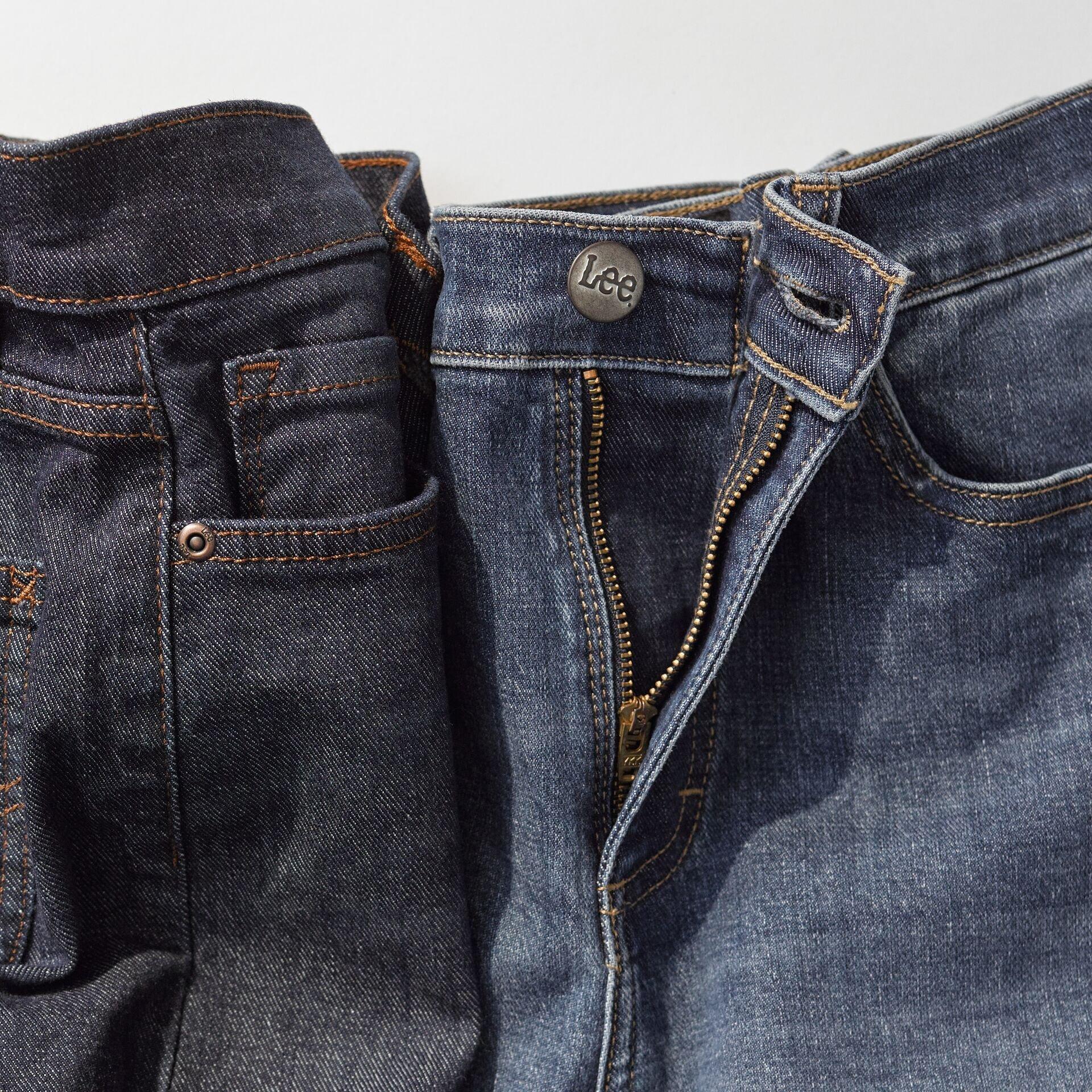 Cosa indossare con i jeans neri: outfit per ogni guardaroba
