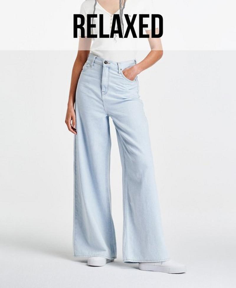 Women's Jeans Fit Guide