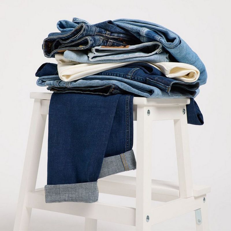 How to Shrink Jeans