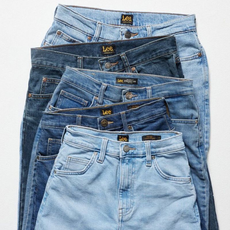 How to Stretch Jeans